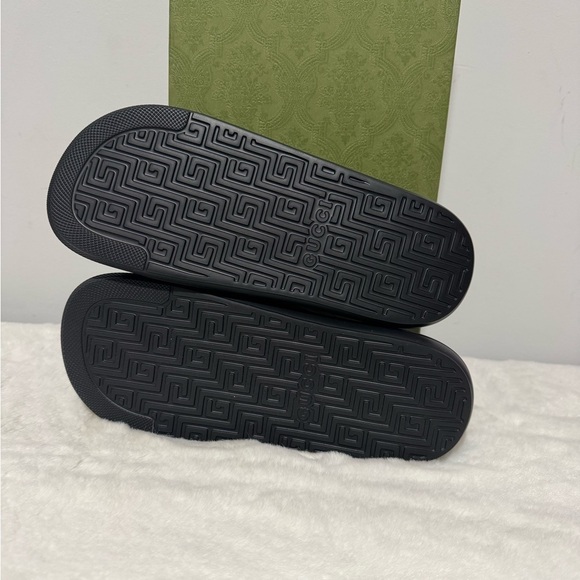 Gucci Black Slides with Red and Green Accents main image 6